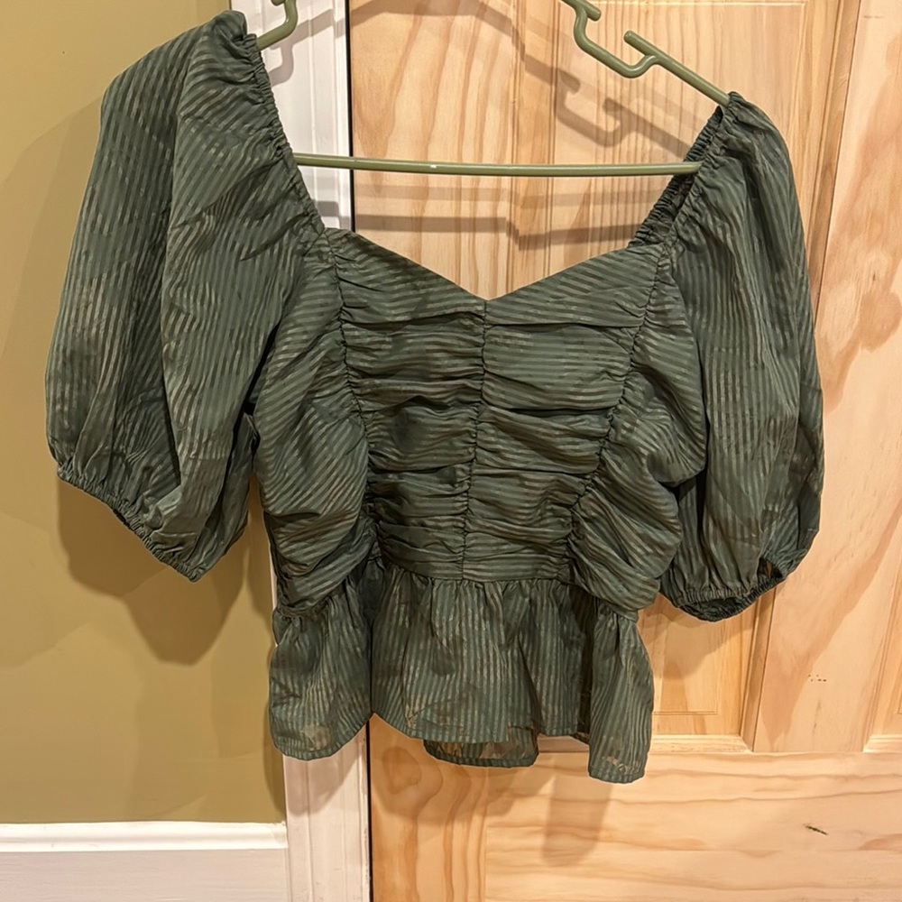 Elegant Green Ruched Women's Top